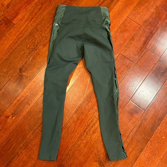 FABLETICS Define PowerHold® High-Waisted 7/8 Legging - Picture 8 of 9